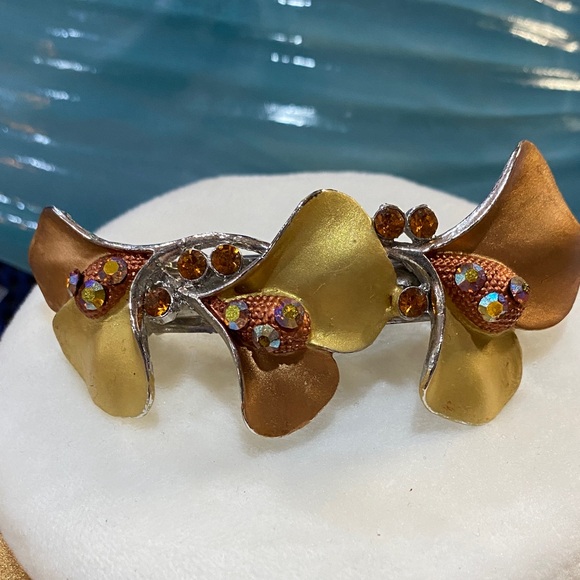 Accessories - Vintage Rhinestone Floral Hair Barrette 4 inch